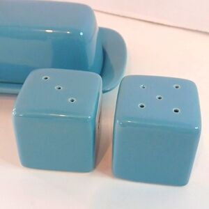4 Pc Set Blue Butter Dish Salt Pepper Stoneware 10 Strawberry Street